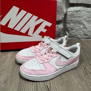 Nike Kids Court Borough low